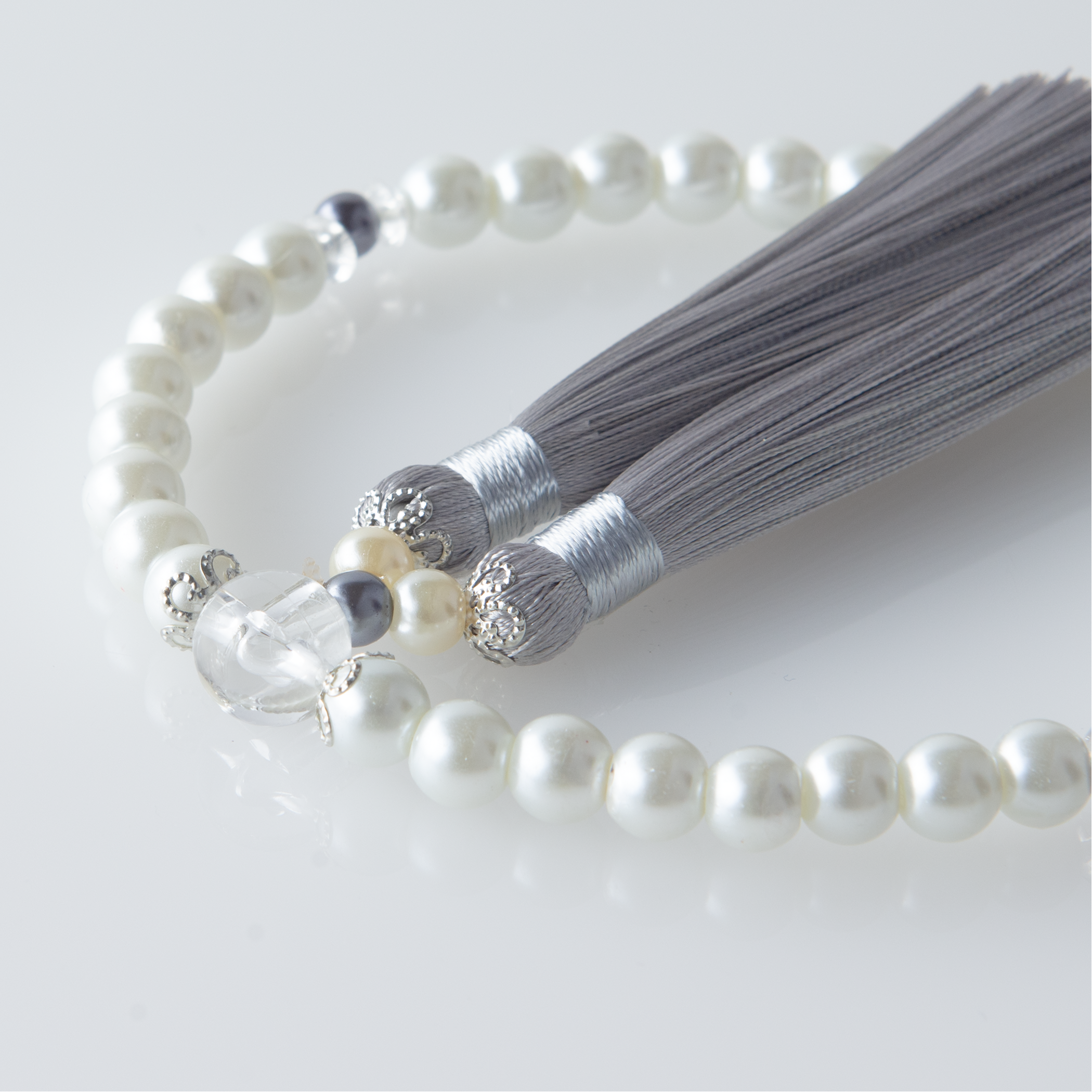 華すずか ホワイト貝パール 薄墨色（うすずみいろ）