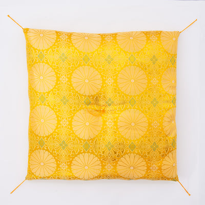 お仏壇 手と手 織り込み座布団 黄色