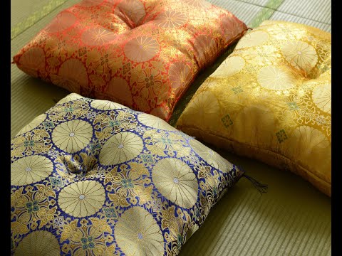 お仏壇 手と手 織り込み座布団 青